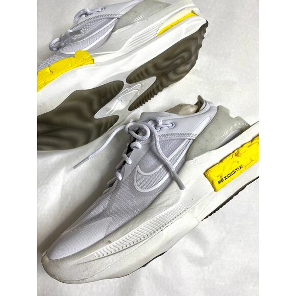 Nike Fontanka Edge Sneaker in Iris Whisper, Summit White, Venice, & Black 8 - Picture 6 of 9